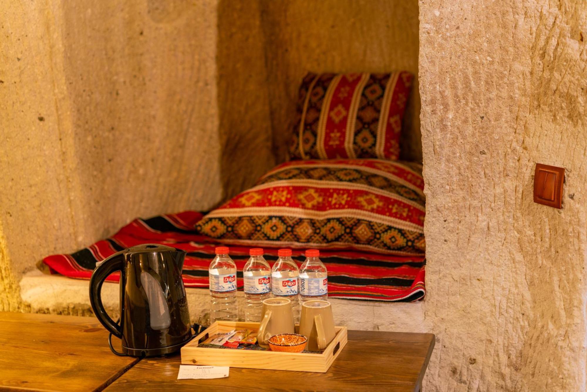 Hotel Cappadocia Inans Cave & Swimming Pool Hot Nevşehir Exterior foto