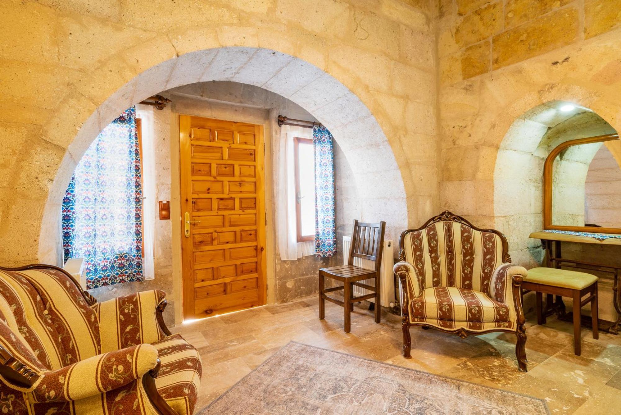 Hotel Cappadocia Inans Cave & Swimming Pool Hot Nevşehir Exterior foto