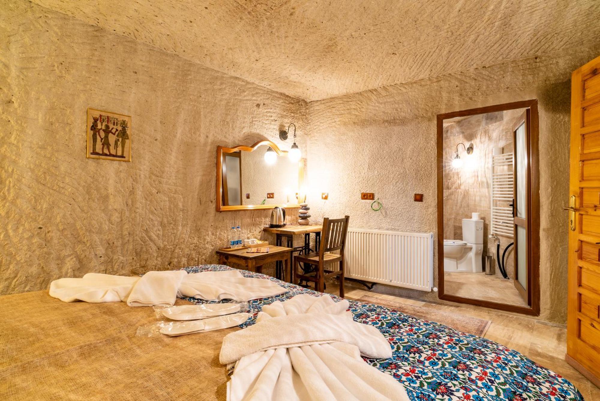 Hotel Cappadocia Inans Cave & Swimming Pool Hot Nevşehir Exterior foto