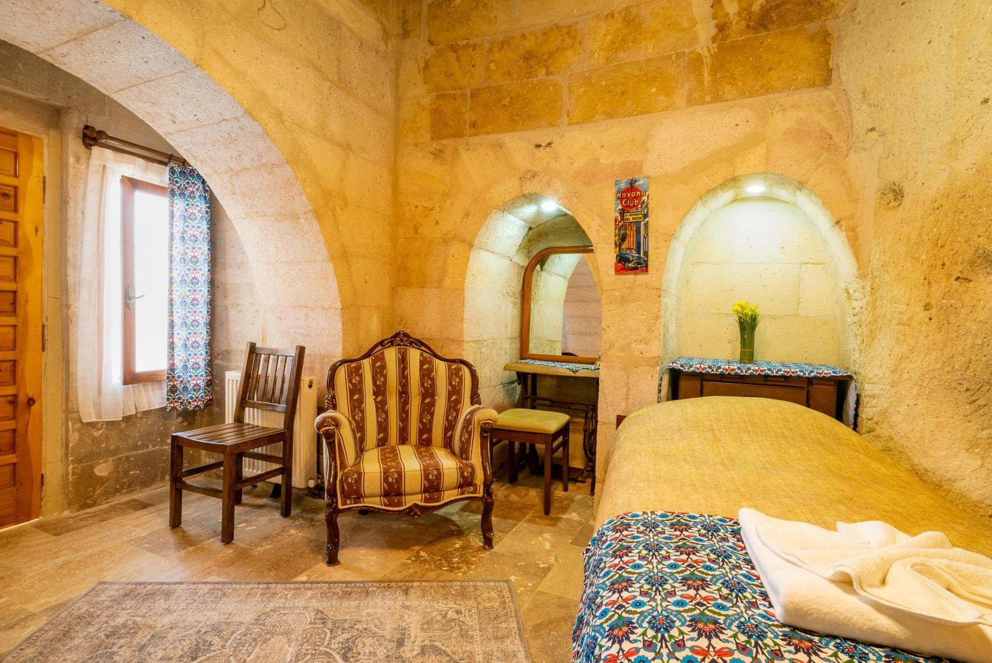 Hotel Cappadocia Inans Cave & Swimming Pool Hot Nevşehir Exterior foto