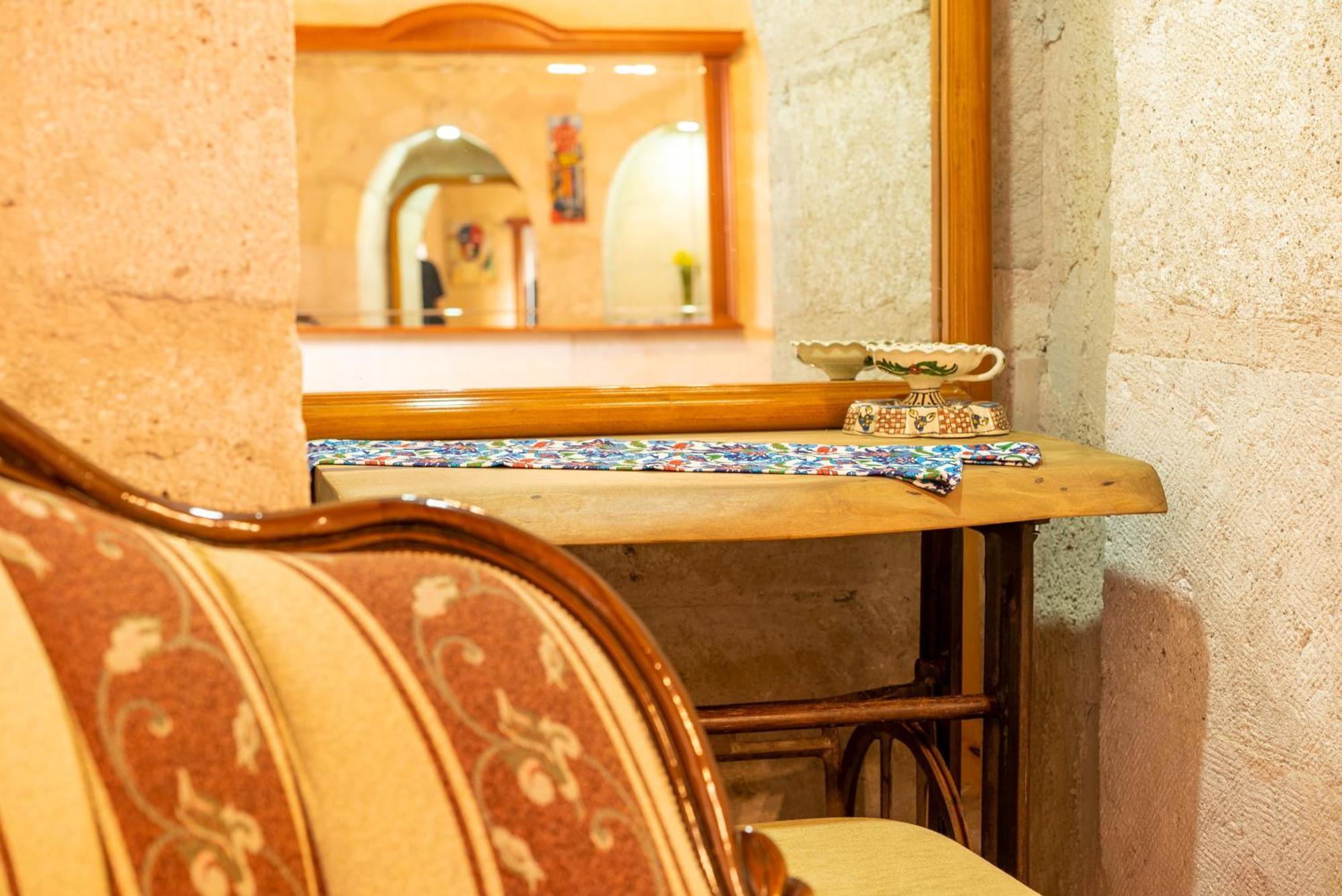 Hotel Cappadocia Inans Cave & Swimming Pool Hot Nevşehir Exterior foto