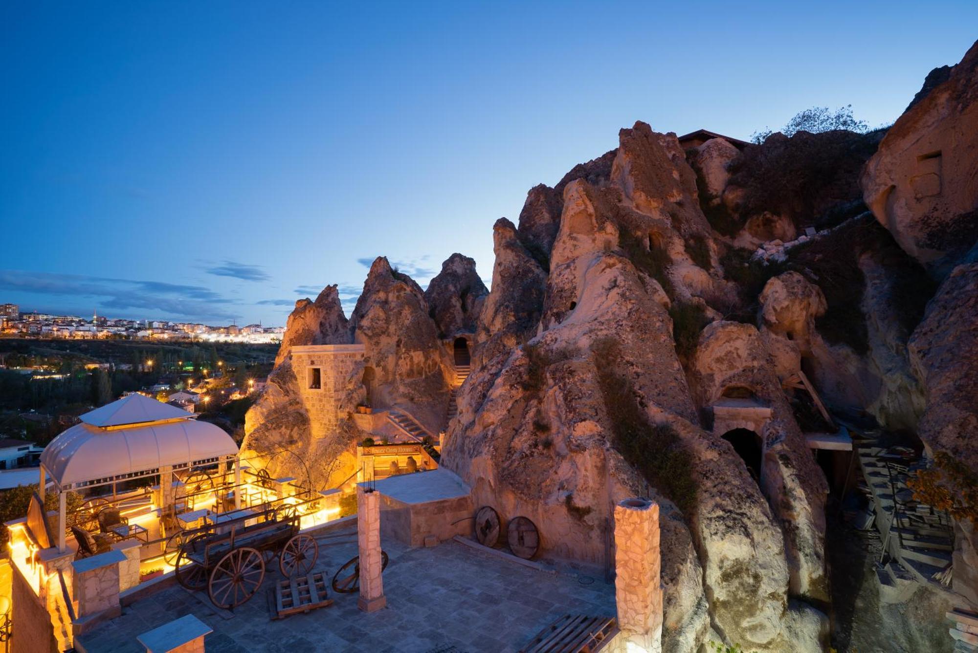 Hotel Cappadocia Inans Cave & Swimming Pool Hot Nevşehir Exterior foto