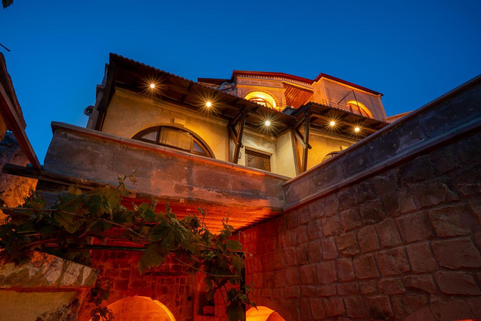 Hotel Cappadocia Inans Cave & Swimming Pool Hot Nevşehir Exterior foto