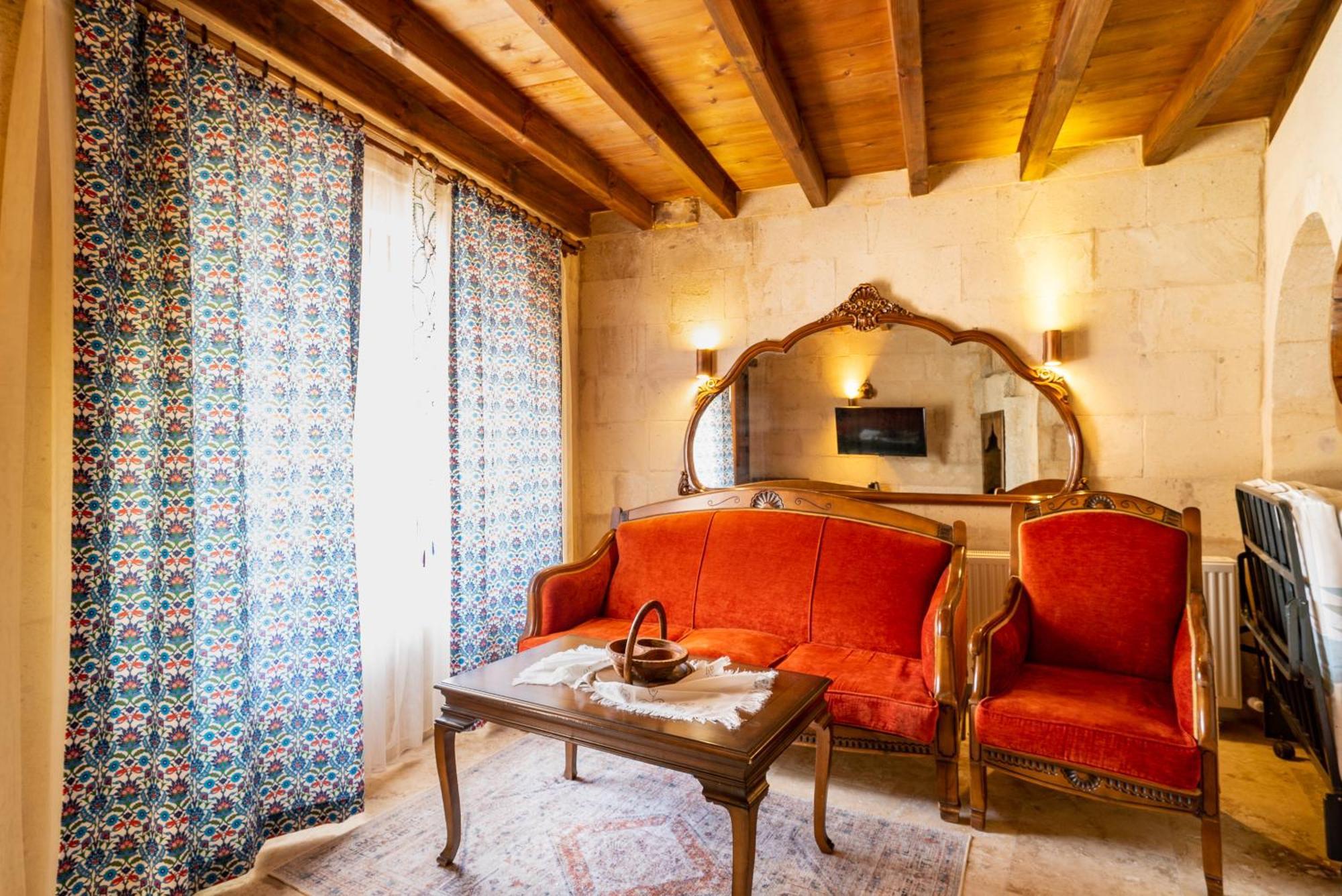 Hotel Cappadocia Inans Cave & Swimming Pool Hot Nevşehir Exterior foto